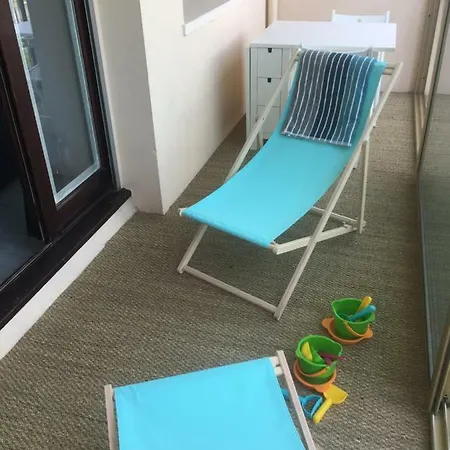 Apartment 100m De La *